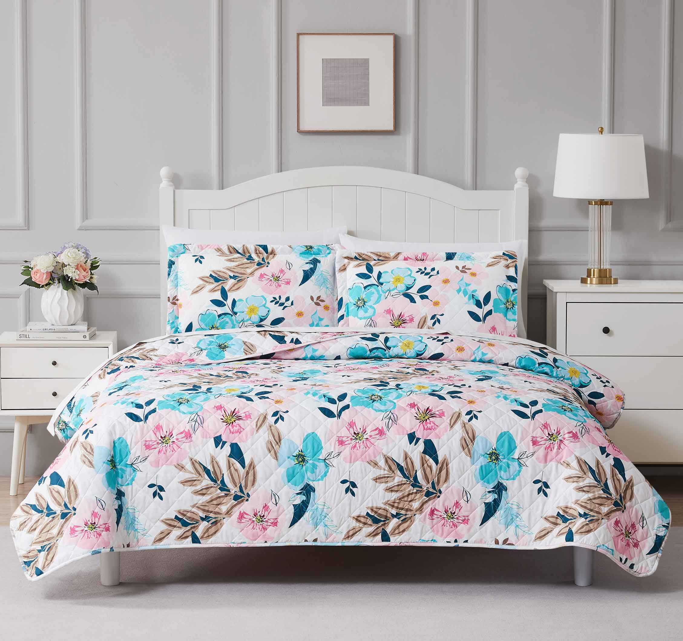 Charlotte 3pc. Reversible Quilt Set Queen