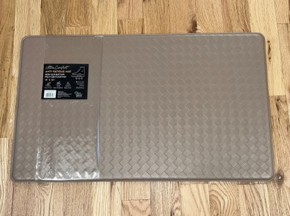 Anti-Fatigue Emboss Mat 18"/30" Taupe