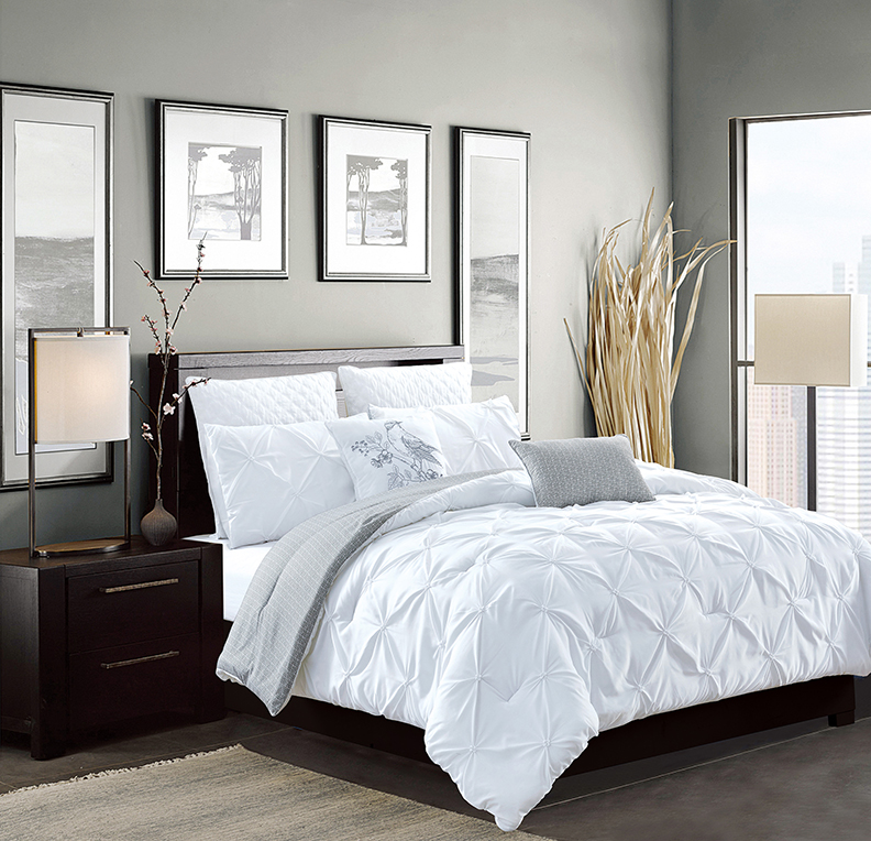 Olympia 7pc. Reversible Comforter Set Queen White