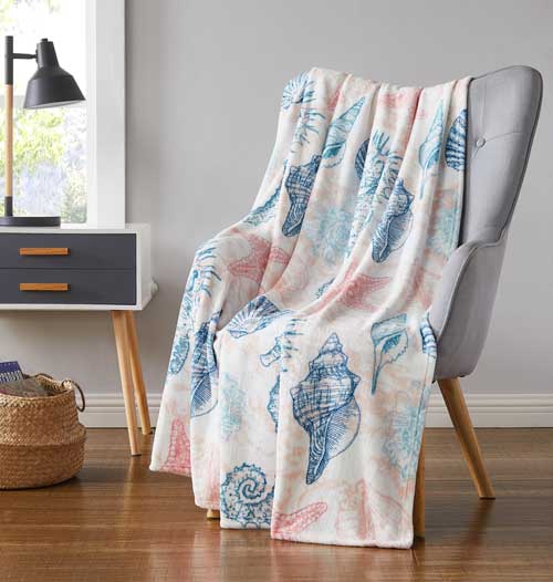 Kai Printed Flannel Throw 50"x70" on Hanger