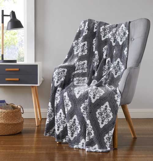 Ogee Printed Flannel Throw 50"/60" Grey