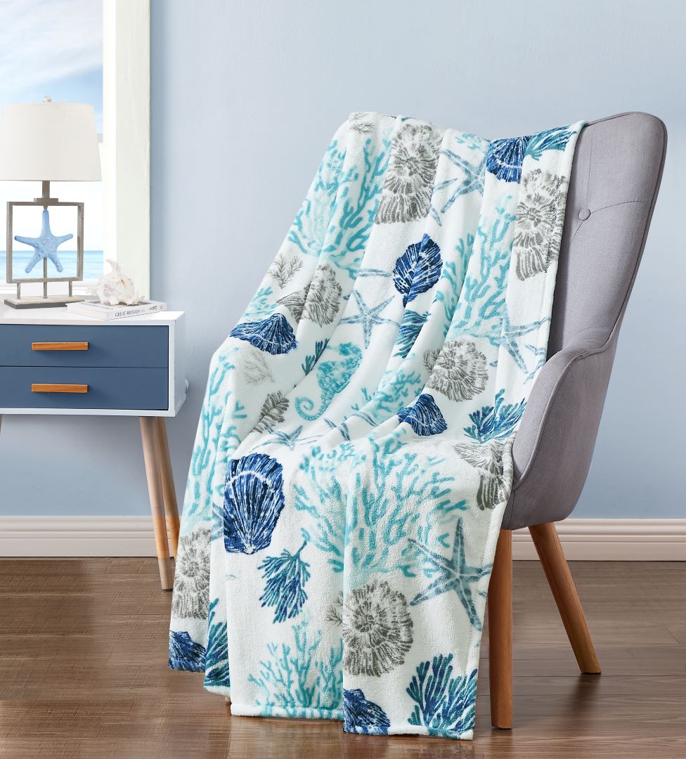 Coastal Shells Printed Flannel Throw 50"x70"