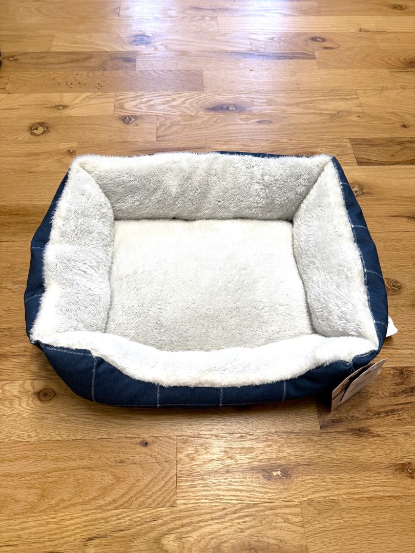 Milo Cuddler Bed 22x17x6 Asst