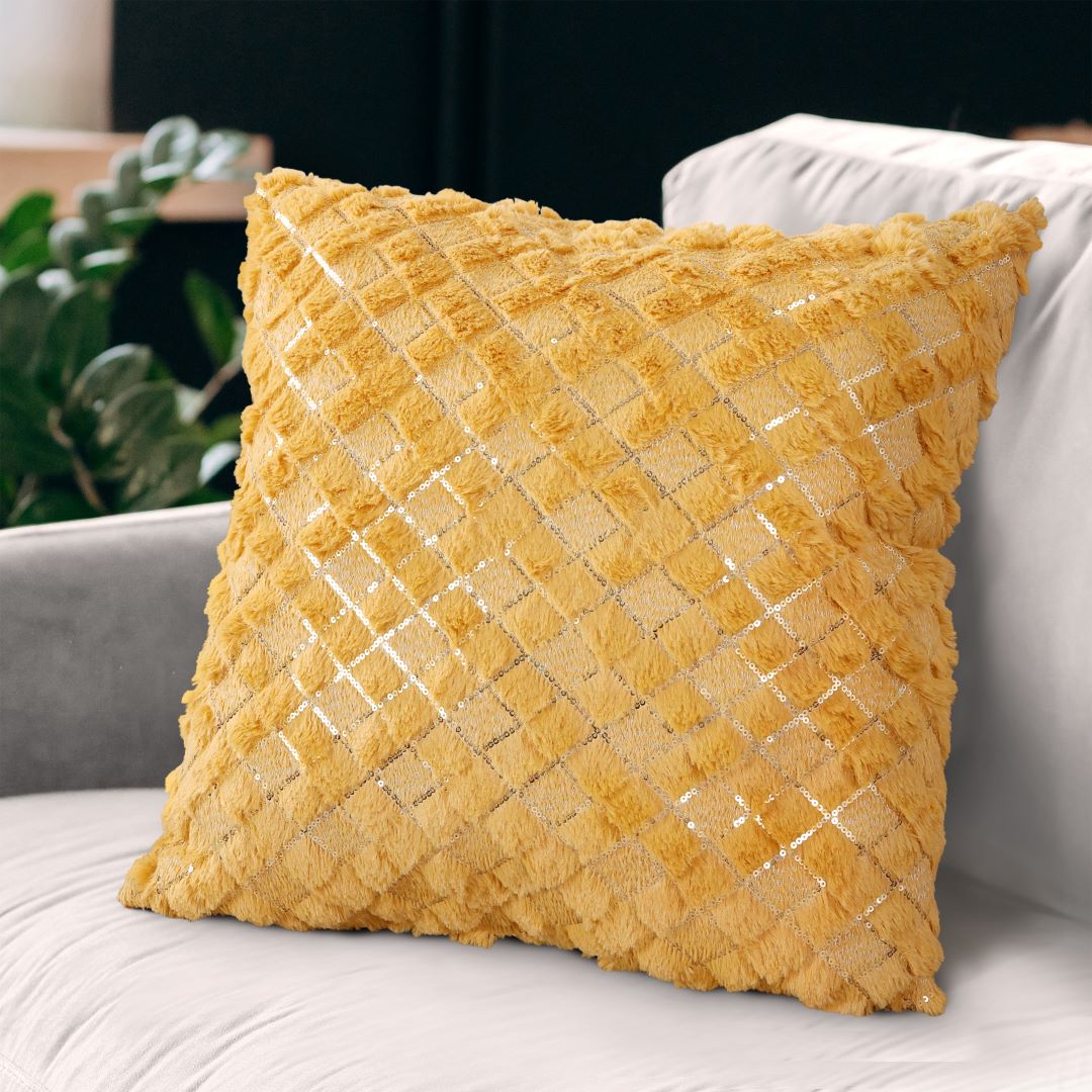 Checker Emb Fur Pillow w/ Seq 18x18 Gold