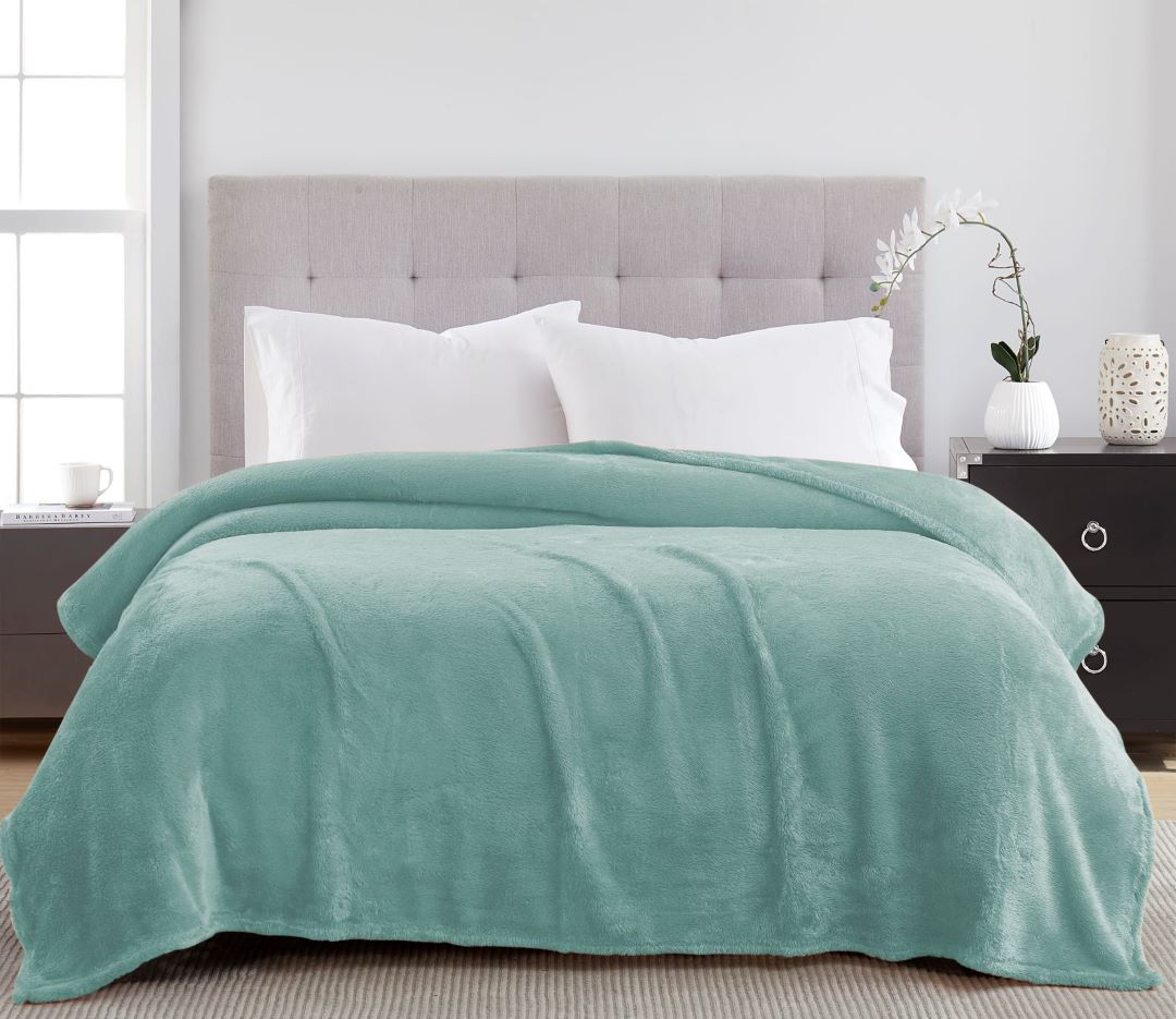 Vanessa Teddy Fur Rolled 90x90 Q Blue