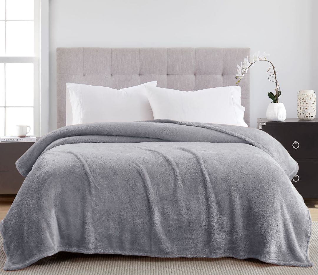 Vanessa Teddy Fur Rolled 90x90 Q Silver