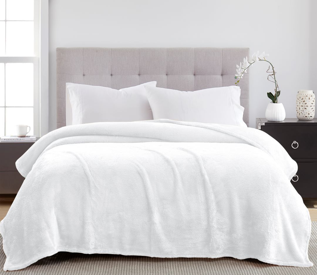 Vanessa Teddy Fur Rolled 104x90 K White