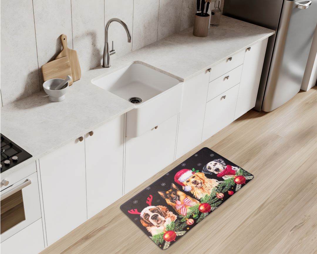 Xmas Anti-Fatq Pups Mat 17 x 28