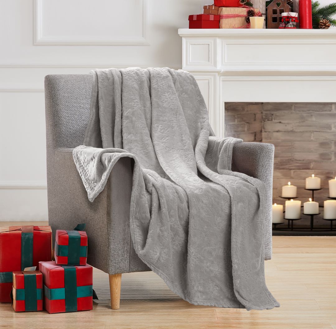 Let It Snow Emb Throw  50x70 Silver