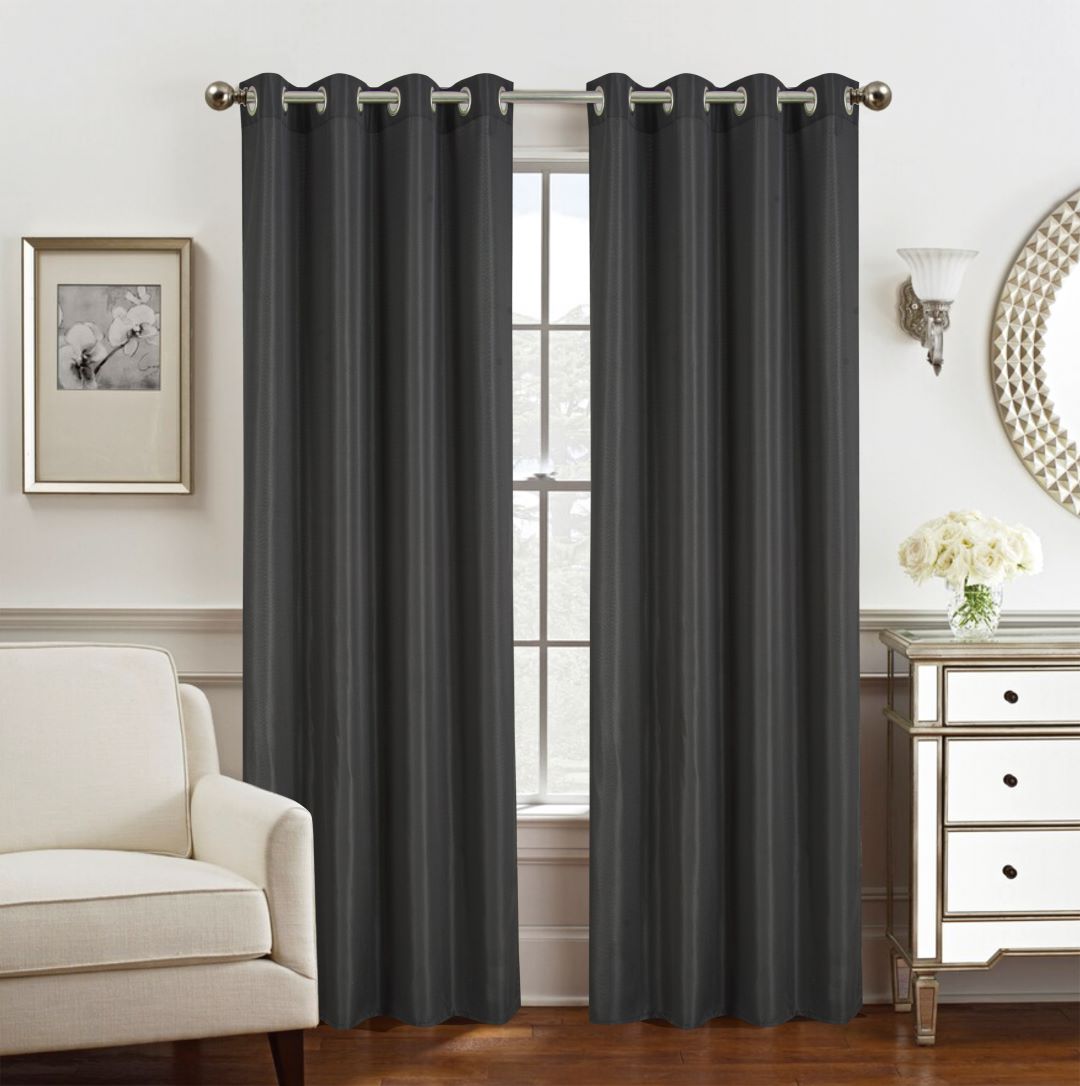 Gilbert Grommet Panel 84" Black